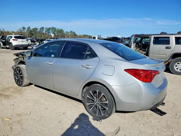 5YFBURHE2HP580340 2017 TOYOTA COROLLA - Image 2