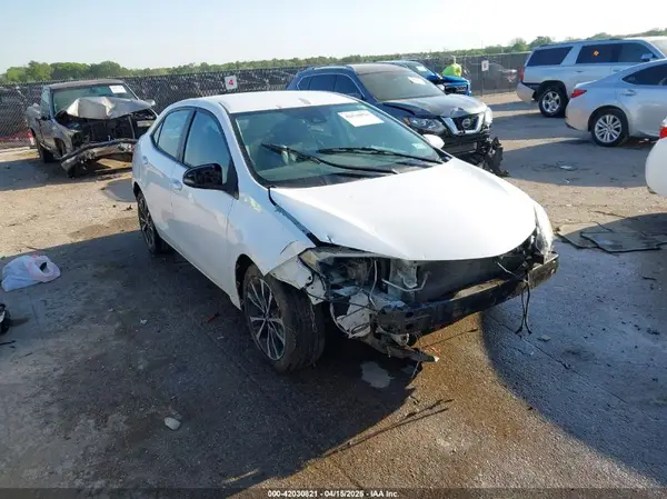 5YFBURHE2HP582055 2017 TOYOTA COROLLA - Image 1