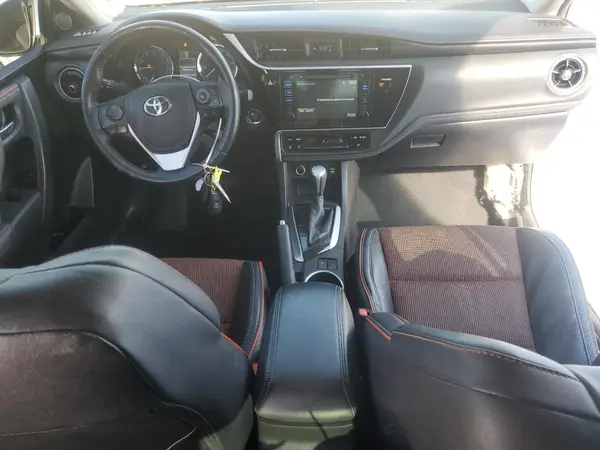 5YFBURHE2HP591824 2017 TOYOTA COROLLA - Image 8