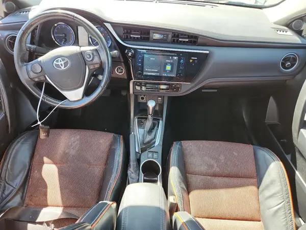 5YFBURHE2HP595386 2017 TOYOTA COROLLA - Image 8