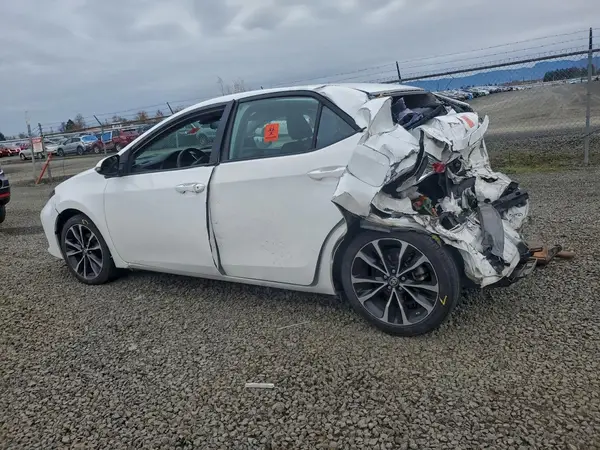 5YFBURHE2HP602241 2017 TOYOTA COROLLA - Image 2