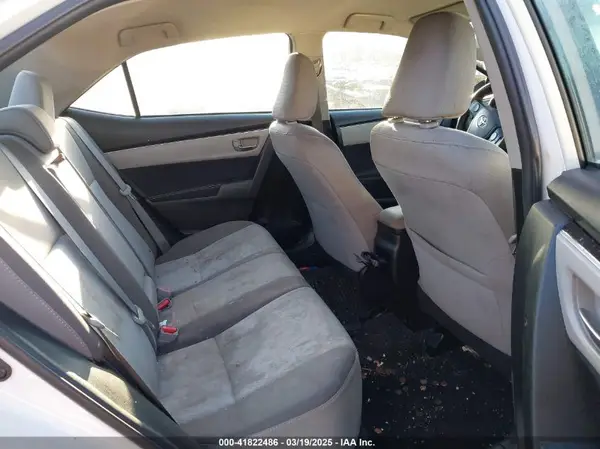5YFBURHE2HP602997 2017 TOYOTA COROLLA - Image 8