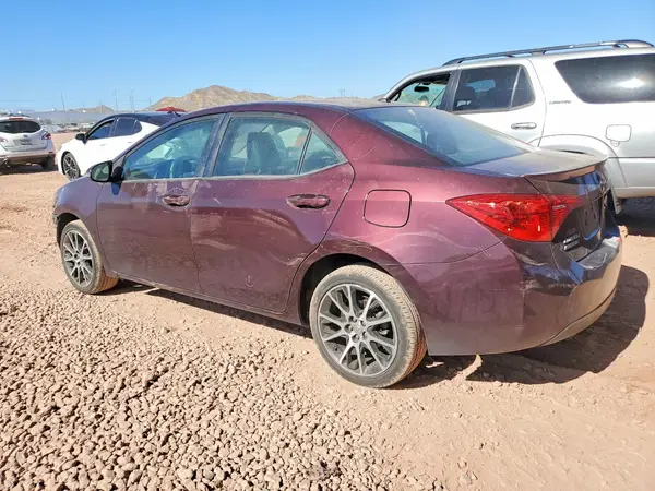 5YFBURHE2HP606984 2017 TOYOTA COROLLA - Image 2