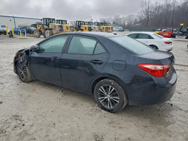5YFBURHE2HP609254 2017 TOYOTA COROLLA - Image 2