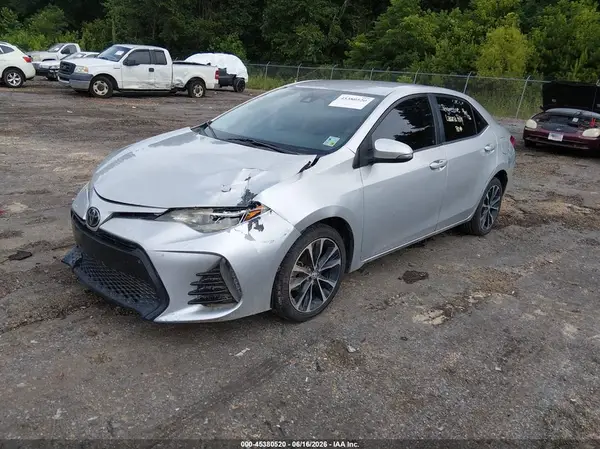 5YFBURHE2HP613692 2017 TOYOTA COROLLA - Image 2