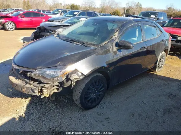 5YFBURHE2HP614289 2017 TOYOTA COROLLA - Image 2