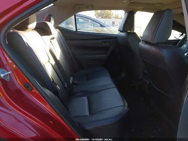 5YFBURHE2HP620786 2017 TOYOTA COROLLA - Image 8