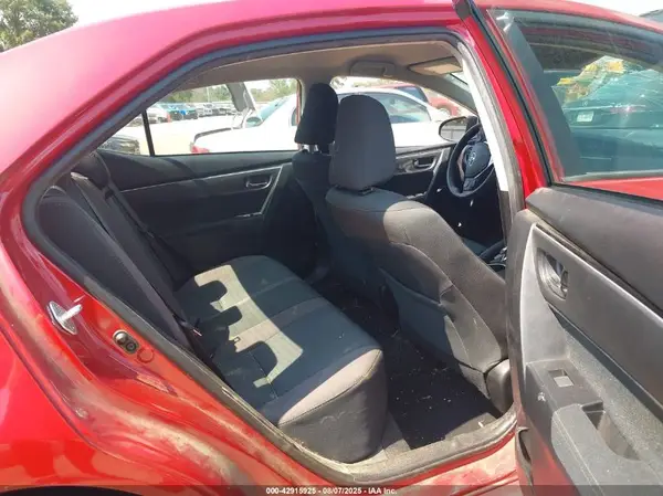 5YFBURHE2HP622151 2017 TOYOTA COROLLA - Image 8