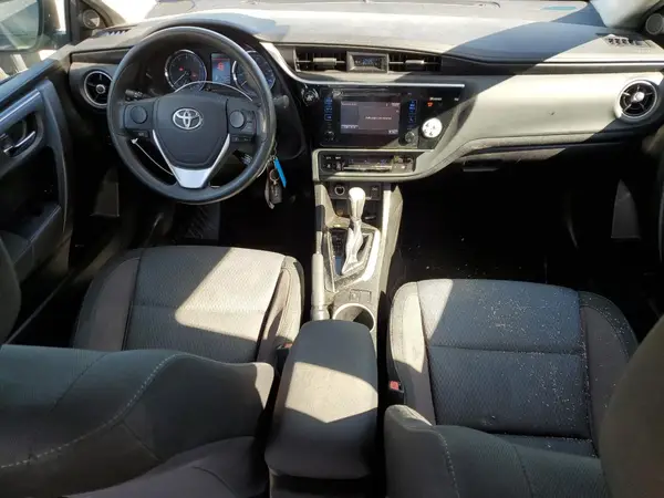 5YFBURHE2HP622652 2017 TOYOTA COROLLA - Image 8