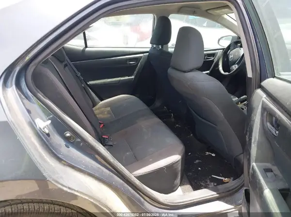 5YFBURHE2HP623235 2017 TOYOTA COROLLA - Image 8