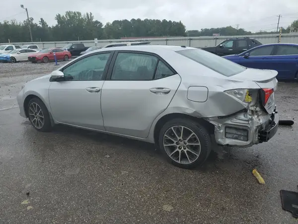 5YFBURHE2HP623509 2017 TOYOTA COROLLA - Image 2