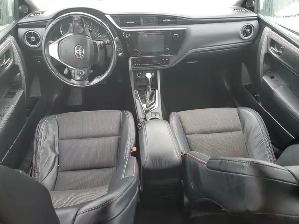 5YFBURHE2HP623509 2017 TOYOTA COROLLA - Image 8