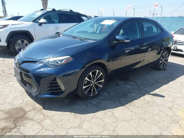 5YFBURHE2HP626801 2017 TOYOTA COROLLA - Image 2