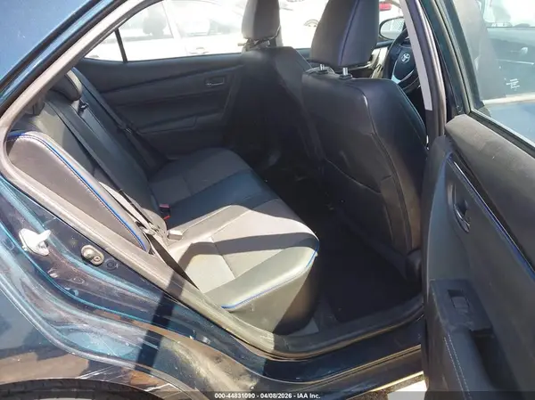 5YFBURHE2HP626801 2017 TOYOTA COROLLA - Image 8