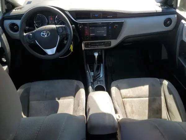 5YFBURHE2HP630637 2017 TOYOTA COROLLA - Image 8
