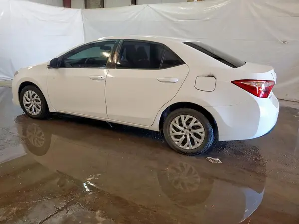 5YFBURHE2HP632730 2017 TOYOTA COROLLA - Image 2