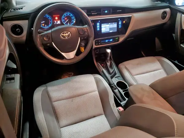 5YFBURHE2HP632730 2017 TOYOTA COROLLA - Image 8