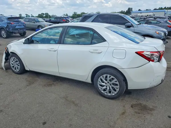 5YFBURHE2HP633229 2017 TOYOTA COROLLA - Image 2