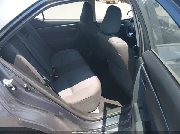 5YFBURHE2HP633456 2017 TOYOTA COROLLA - Image 8