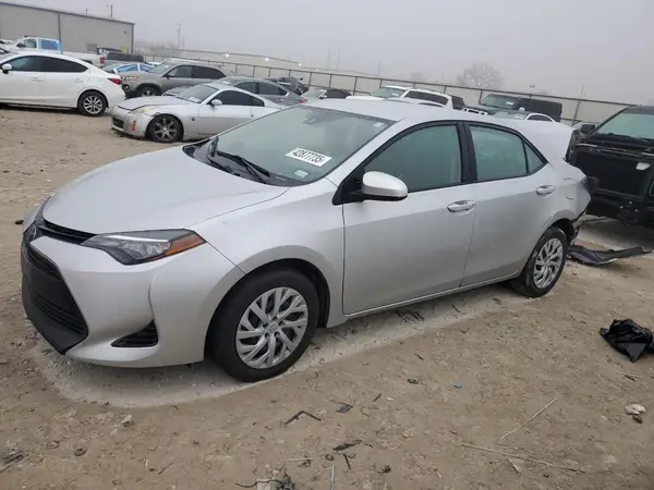 5YFBURHE2HP633487 2017 TOYOTA COROLLA - Image 1