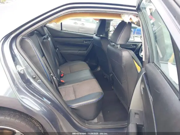 5YFBURHE2HP633554 2017 TOYOTA COROLLA - Image 8