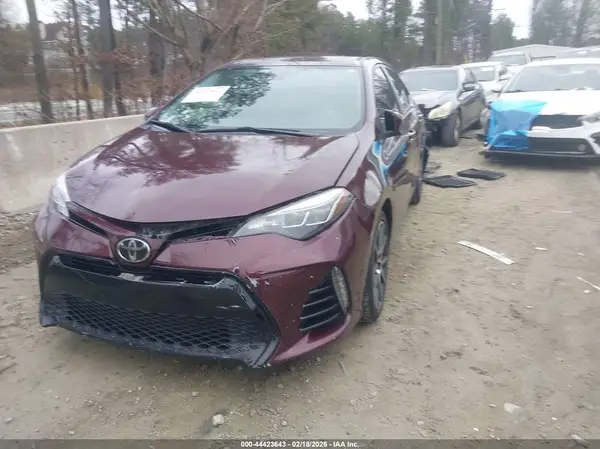5YFBURHE2HP634915 2017 TOYOTA COROLLA - Image 2