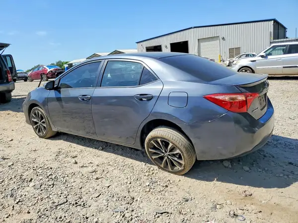 5YFBURHE2HP635031 2017 TOYOTA COROLLA - Image 2
