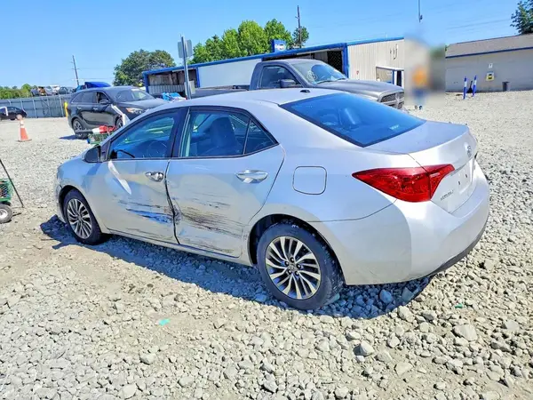 5YFBURHE2HP636518 2017 TOYOTA COROLLA - Image 2