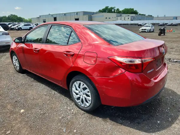 5YFBURHE2HP637717 2017 TOYOTA COROLLA - Image 2