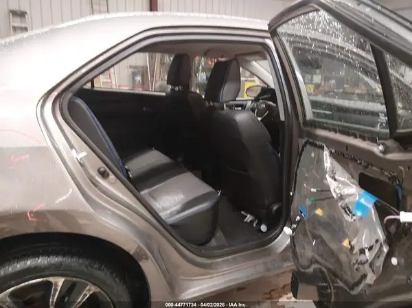 5YFBURHE2HP639435 2017 TOYOTA COROLLA - Image 8