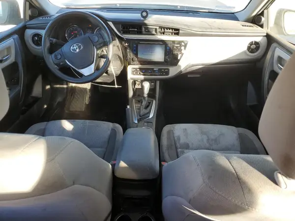 5YFBURHE2HP639838 2017 TOYOTA COROLLA - Image 8