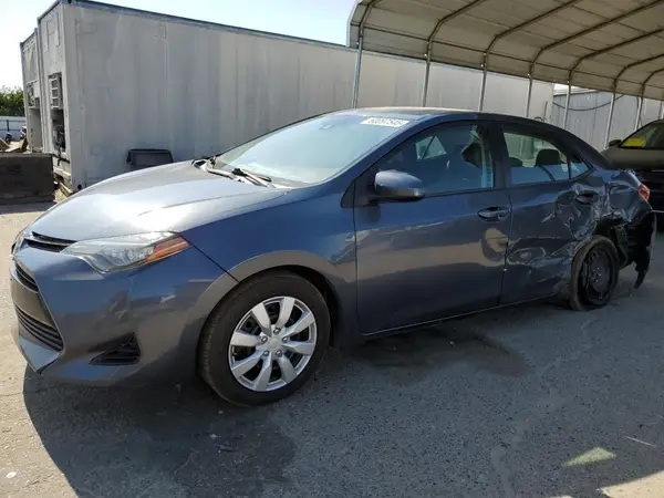5YFBURHE2HP640214 2017 TOYOTA COROLLA - Image 1