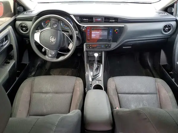 5YFBURHE2HP643615 2017 TOYOTA COROLLA - Image 8