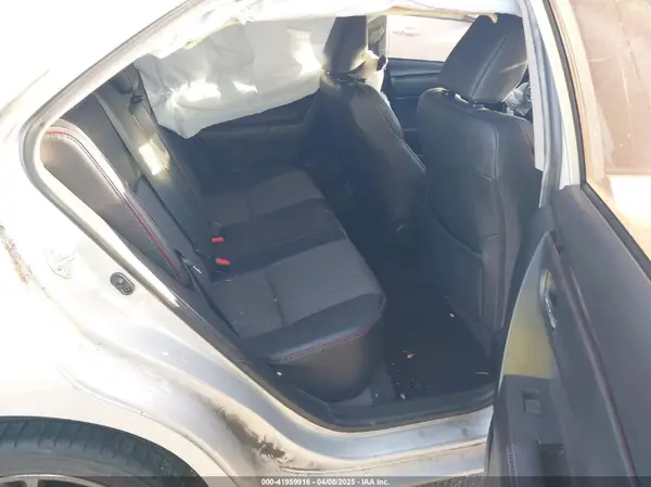 5YFBURHE2HP643856 2017 TOYOTA COROLLA - Image 8