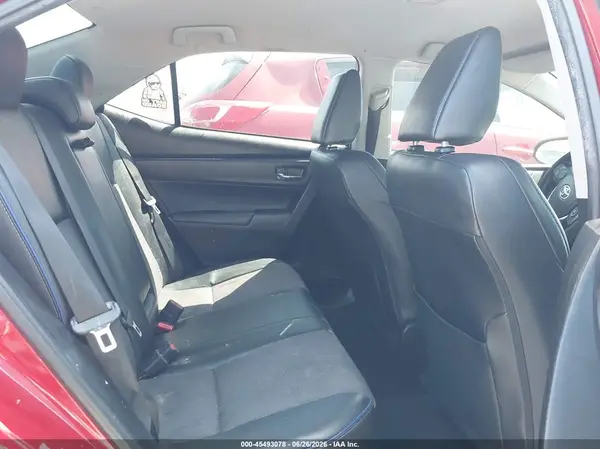 5YFBURHE2HP644781 2017 TOYOTA COROLLA - Image 8