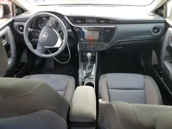 5YFBURHE2HP651214 2017 TOYOTA COROLLA - Image 8