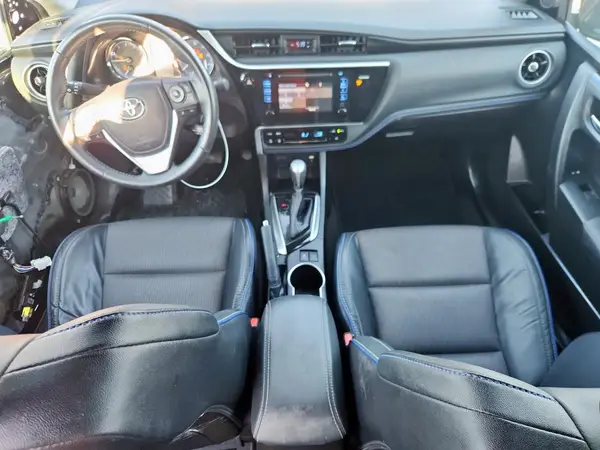 5YFBURHE2HP651388 2017 TOYOTA COROLLA - Image 8