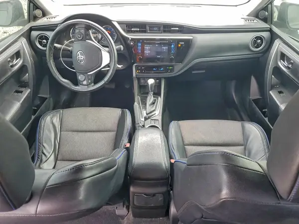 5YFBURHE2HP652458 2017 TOYOTA COROLLA - Image 8