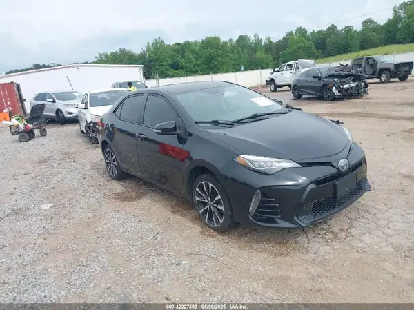 5YFBURHE2HP656395 2017 TOYOTA COROLLA - Image 1