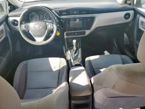 5YFBURHE2HP656476 2017 TOYOTA COROLLA - Image 8