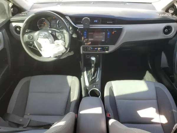5YFBURHE2HP656879 2017 TOYOTA COROLLA - Image 8