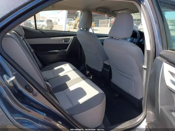 5YFBURHE2HP657157 2017 TOYOTA COROLLA - Image 8
