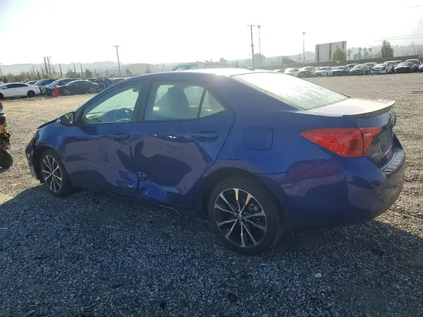 5YFBURHE2HP657465 2017 TOYOTA COROLLA - Image 2