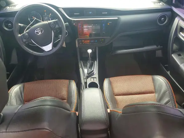 5YFBURHE2HP659538 2017 TOYOTA COROLLA - Image 8