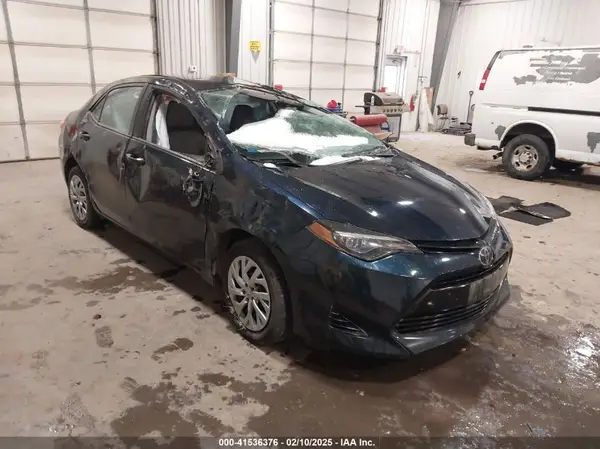 5YFBURHE2HP659992 2017 TOYOTA COROLLA - Image 1