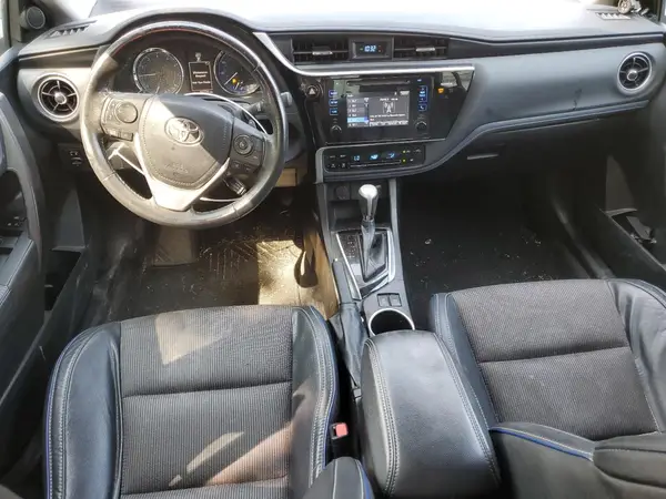 5YFBURHE2HP660432 2017 TOYOTA COROLLA - Image 8