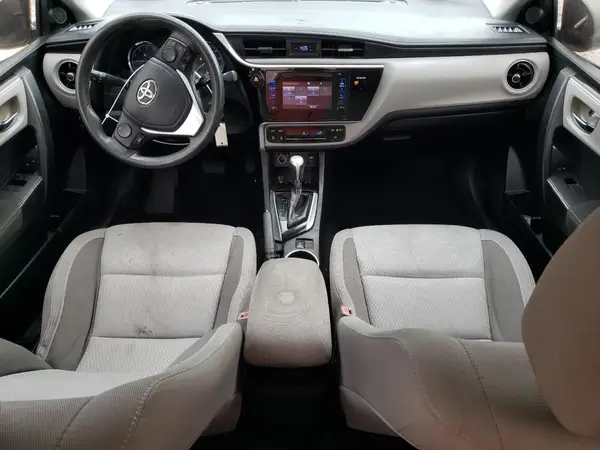 5YFBURHE2HP662603 2017 TOYOTA COROLLA - Image 8