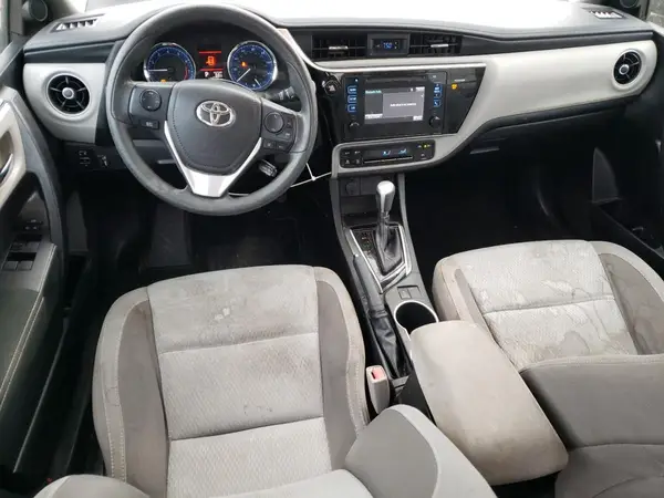 5YFBURHE2HP663380 2017 TOYOTA COROLLA - Image 8