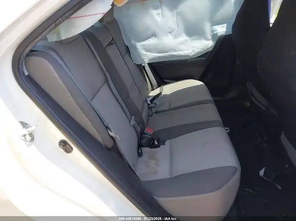5YFBURHE2HP665033 2017 TOYOTA COROLLA - Image 8