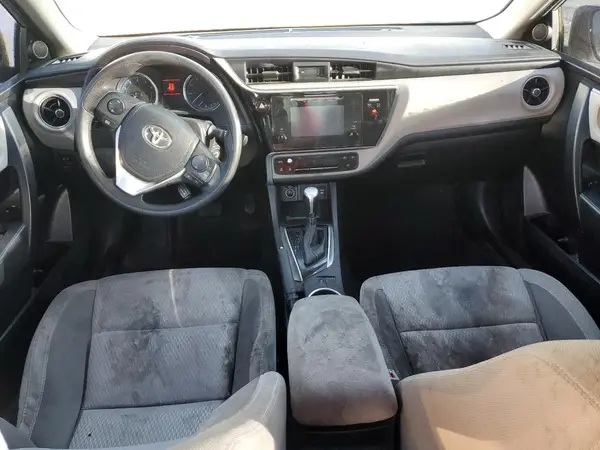 5YFBURHE2HP665128 2017 TOYOTA COROLLA - Image 8